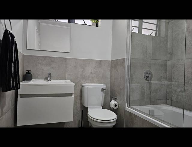 2 BEDROOM APARTMENT FOR SALE IN PARKHAVEN